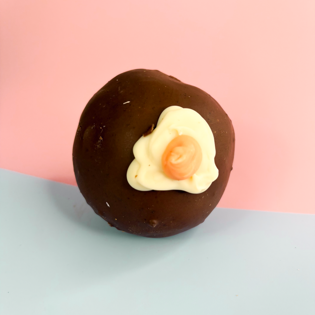 Creme Egg Brownie Bomb