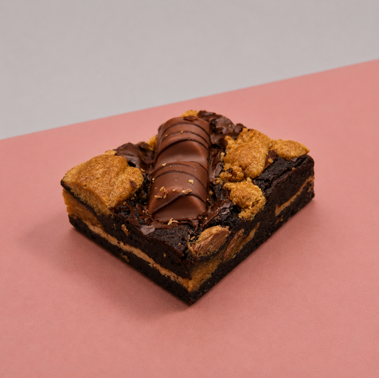 Kinder Bueno Cookie Dough Brownie