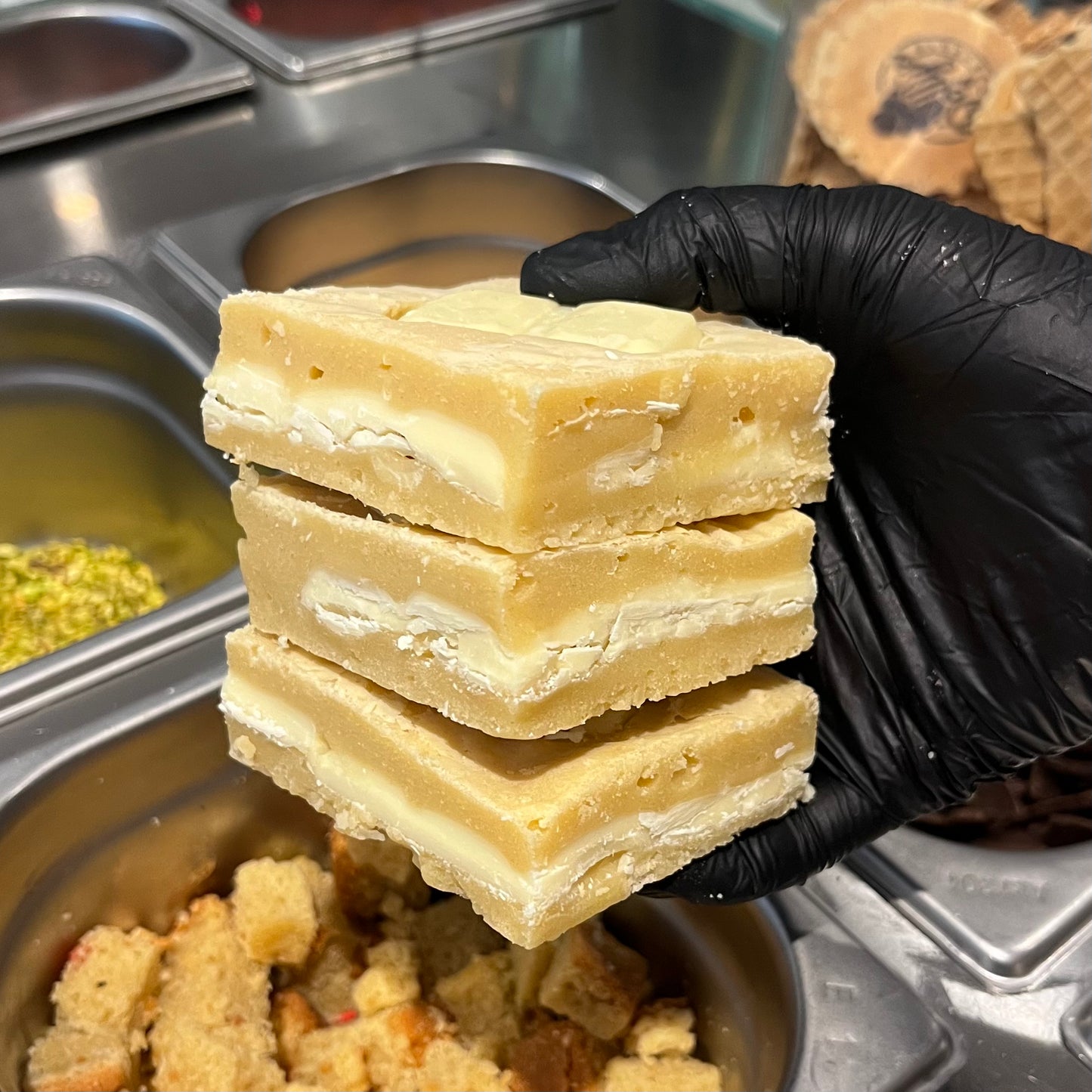 Milkybar Blondie