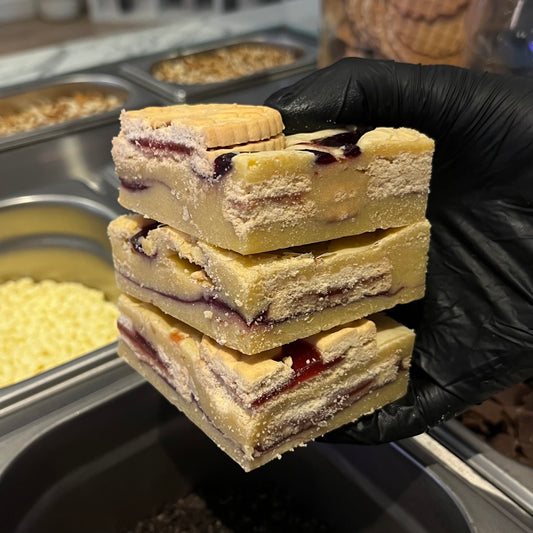 Jammie Dodger Blondie