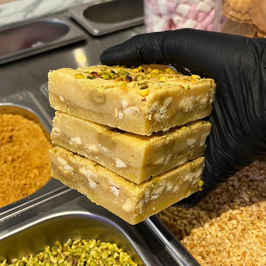 Pistachio & White Chocolate Blondie